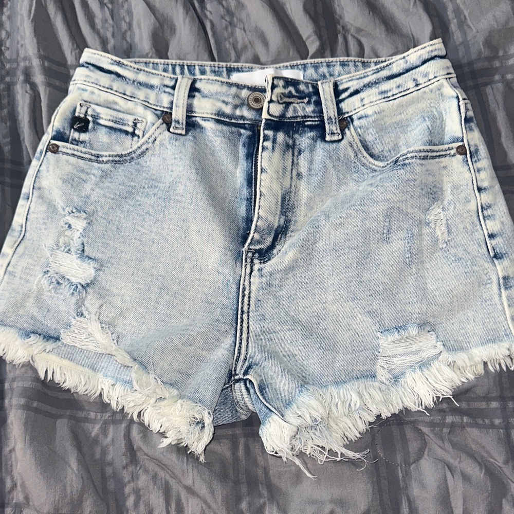 KANCAN SHORTS SIZE SMALL